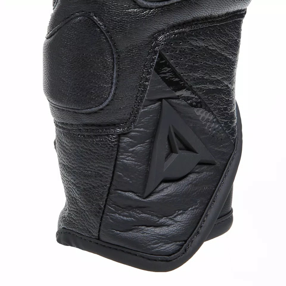Guanti blackshape Dainese