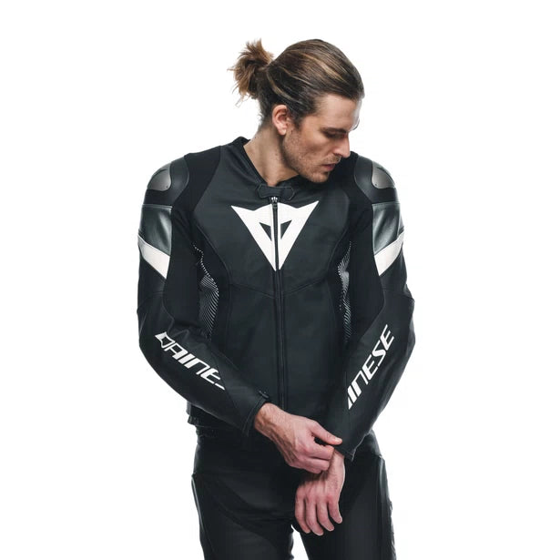 AVRO 5 Leather Jacket Dainese